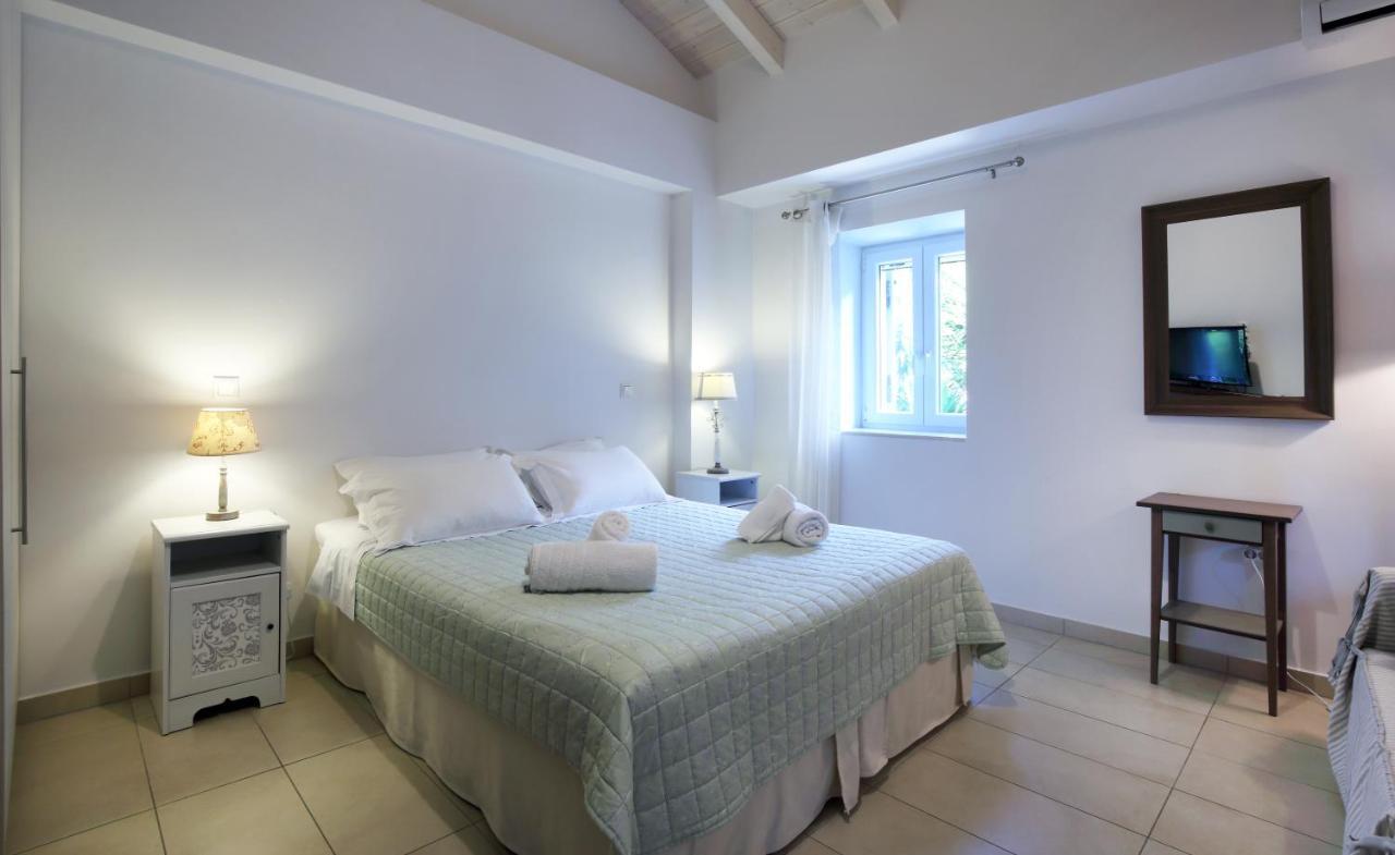 Wild Sea Apartments Áyios Nikítas 외부 사진